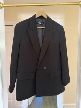 Zara woman’s Black oversized blazer
